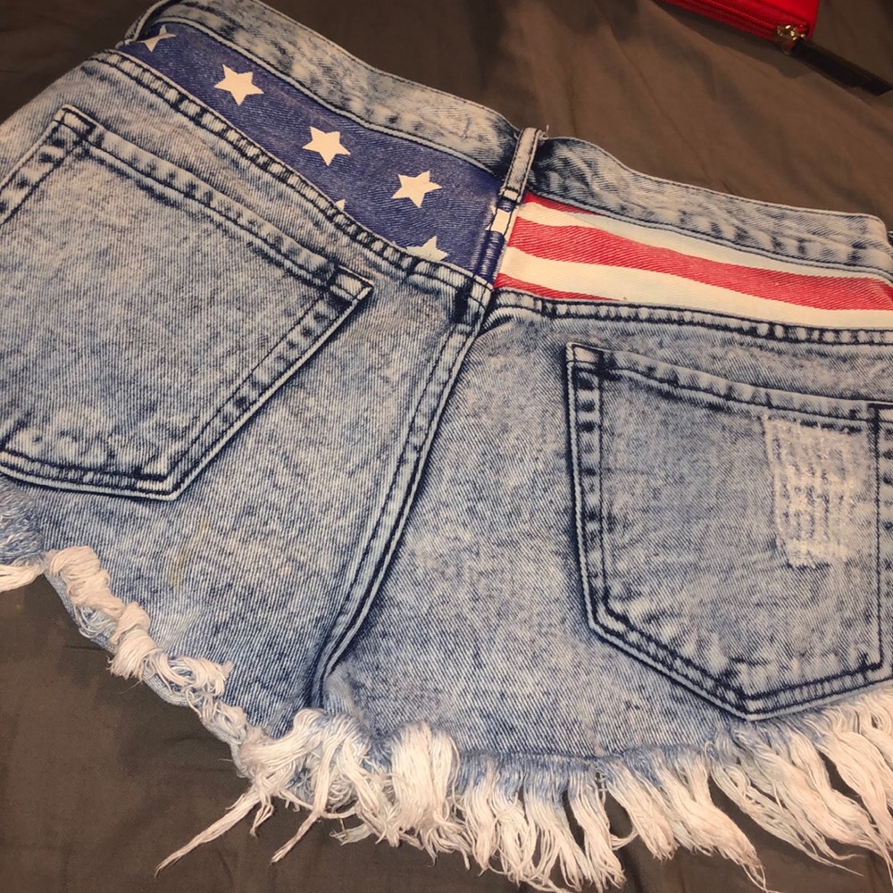 distressed american flag shorts
